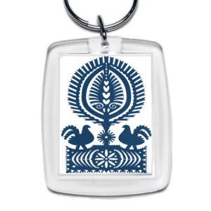 Brelok akrylowy Kurka w Tradycyjnej Wycinance